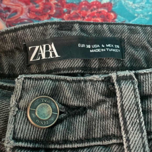 Zara Jeans (Dark Wash) - Picture 2 of 3